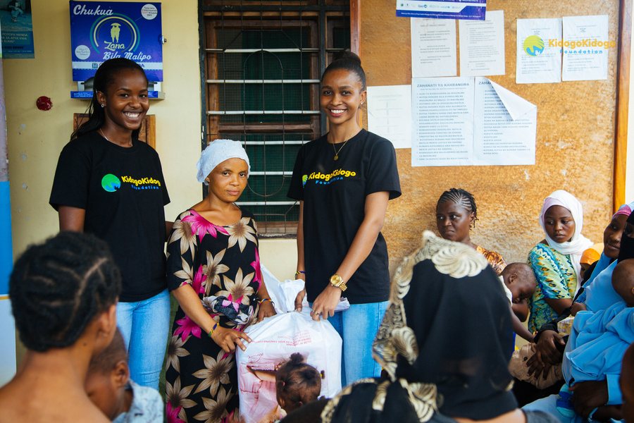 CONTRIBUTE TO HELPING PEOPLE LIVING IN DIFFICULT ENVIRONMENTS.